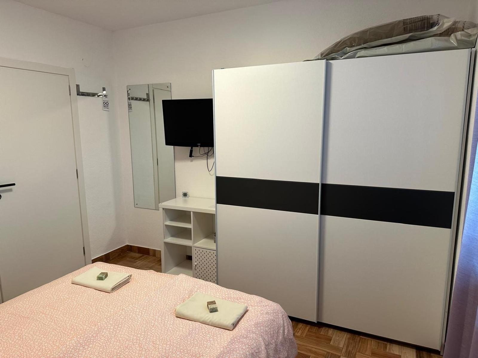 Apartments "Laci" クルク エクステリア 写真